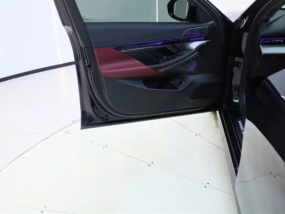 BMW i5 2024 eDrive 35L M Sport Package фото 28