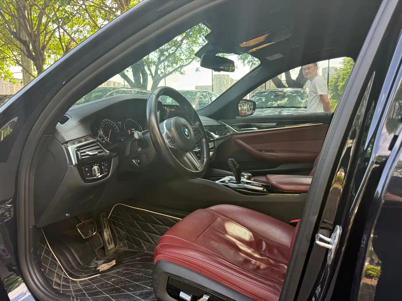 BMW 5 Series 2018 Facelift 530Li Leading M Sport Package фото 4