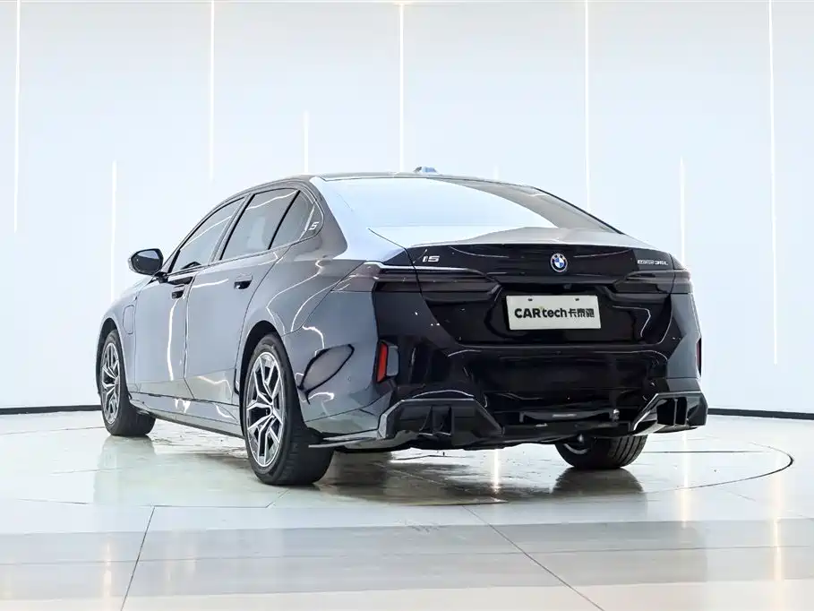 BMW i5 2024 eDrive 35L M Sport Package фото 7
