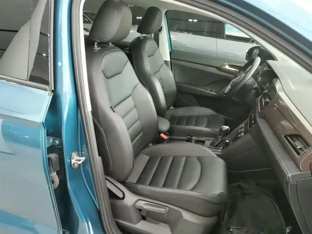 Volkswagen Tharu 2020 280TSI 2WD Comfort Edition China VI фото 25
