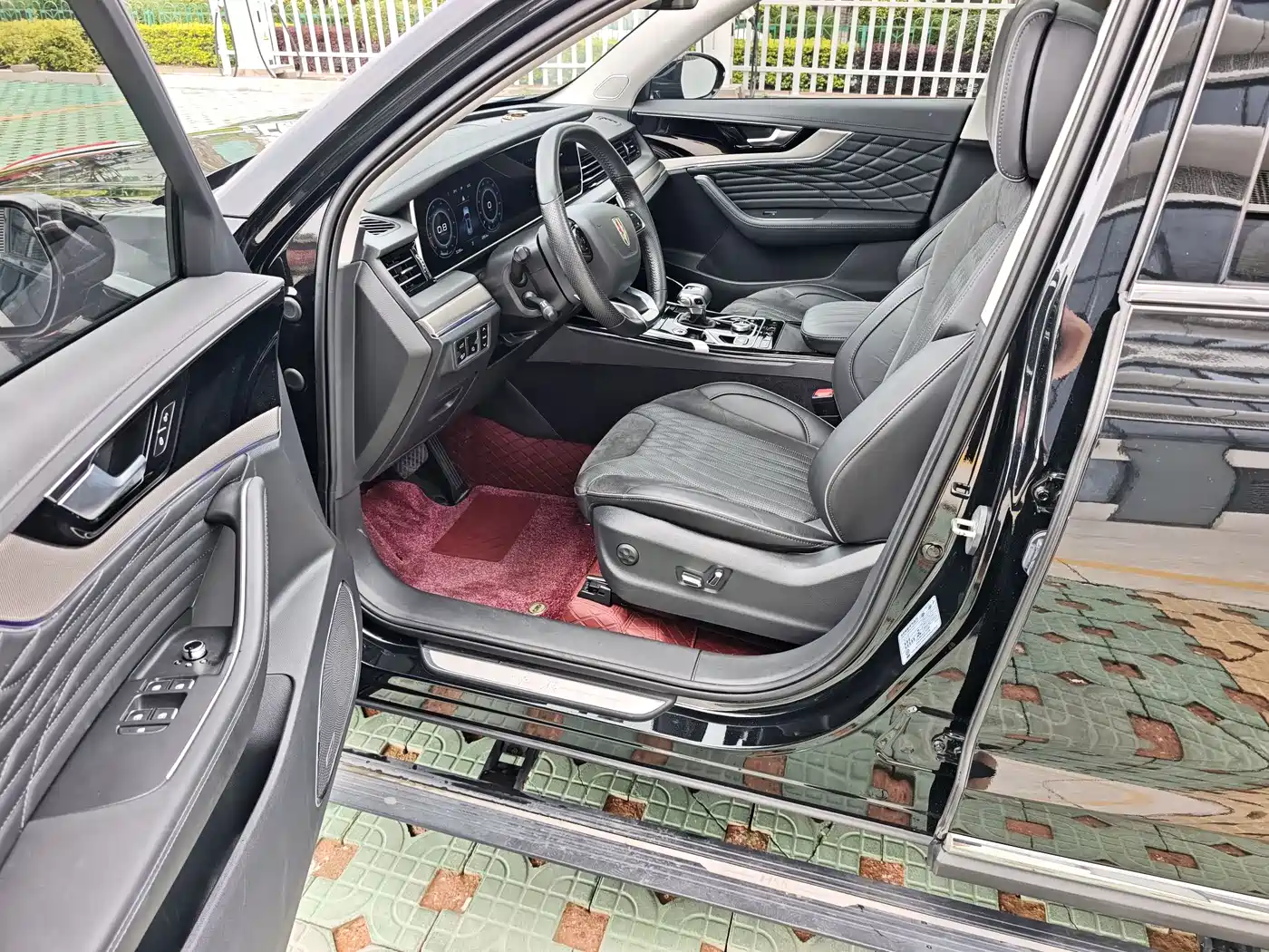 Hongqi HS5 2022 Facelift 2.0T Smart Flag Enjoyment AWD Edition фото 11