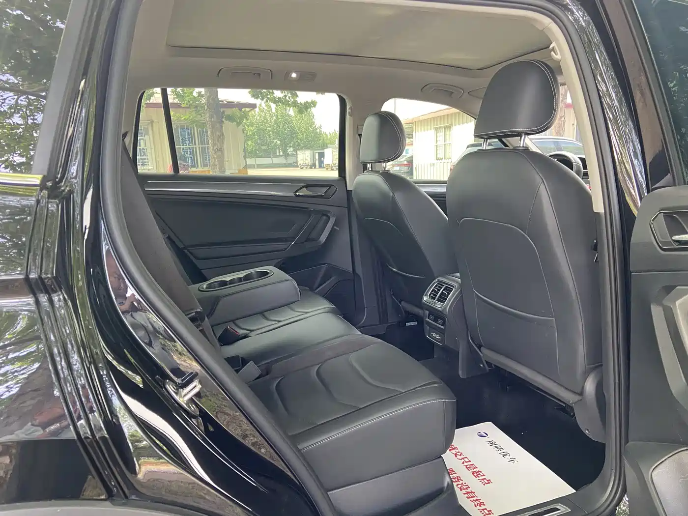 Volkswagen Tiguan L 2021 330TSI Automatic 2WD R-Line Premium фото 13