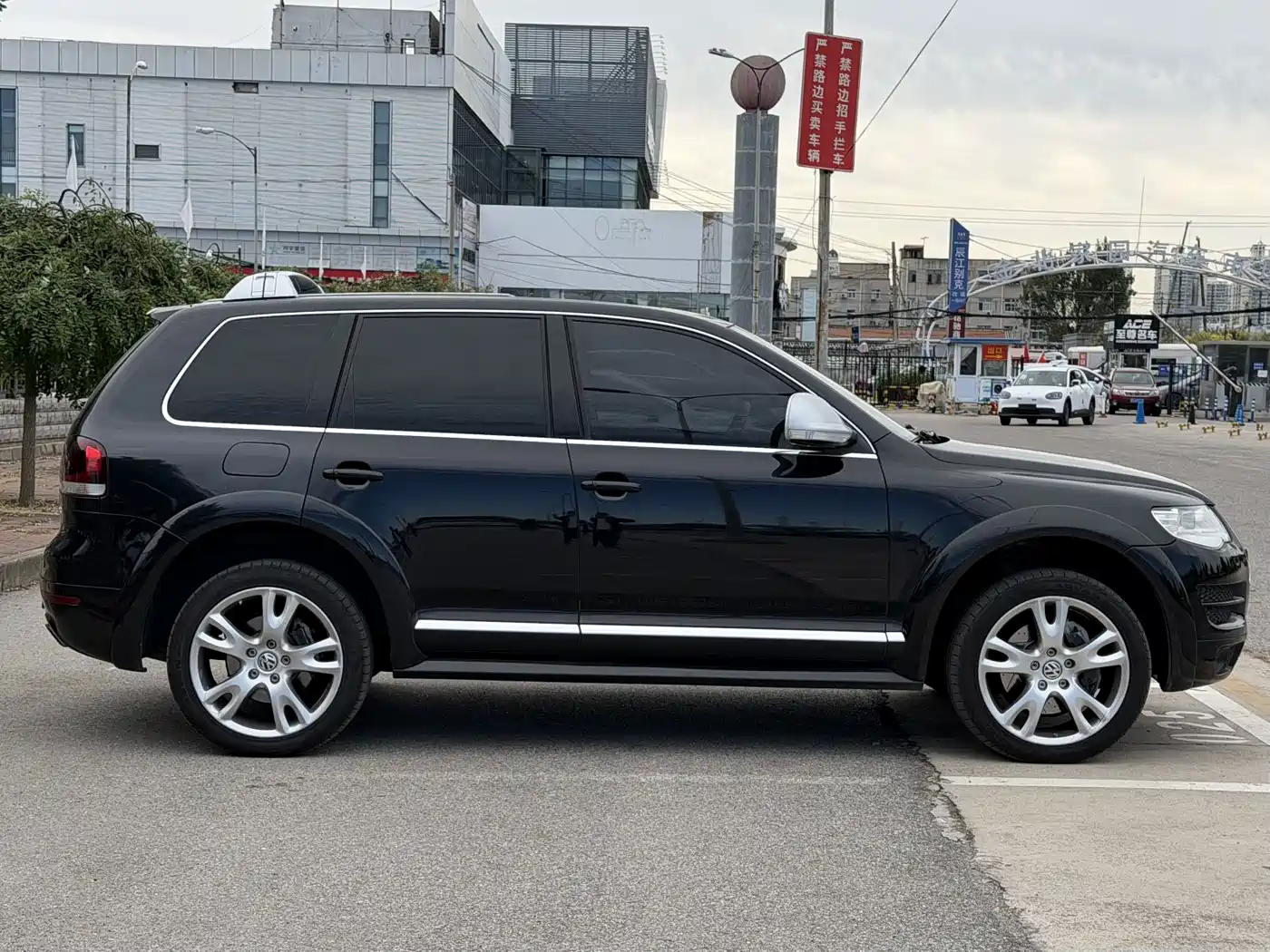 Volkswagen Touareg 2010 2010 4.2 Limited Top Edition