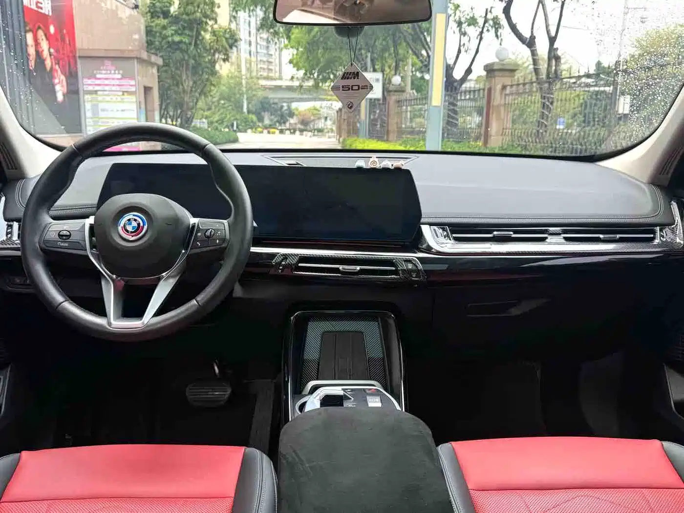 BMW X1 2024 sDrive25Li X Design Package фото 8