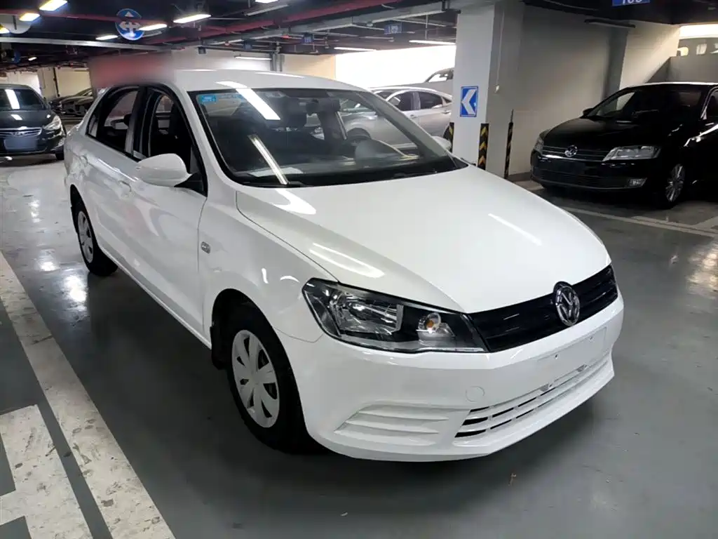 Volkswagen Jetta 2015 Value Edition 1.6L Manual Fashion фото 4