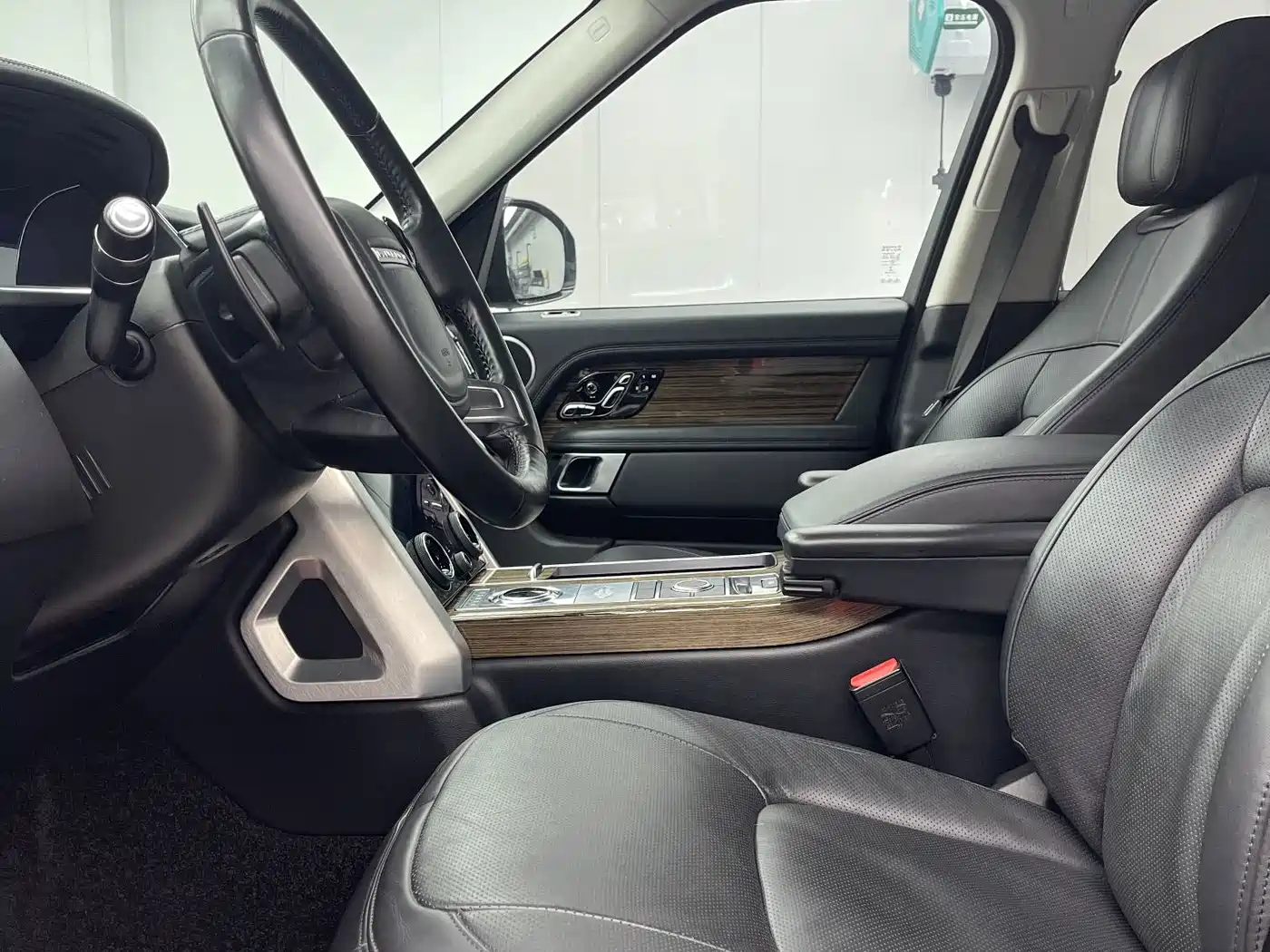 Фото 2 - Land Rover Range Rover
