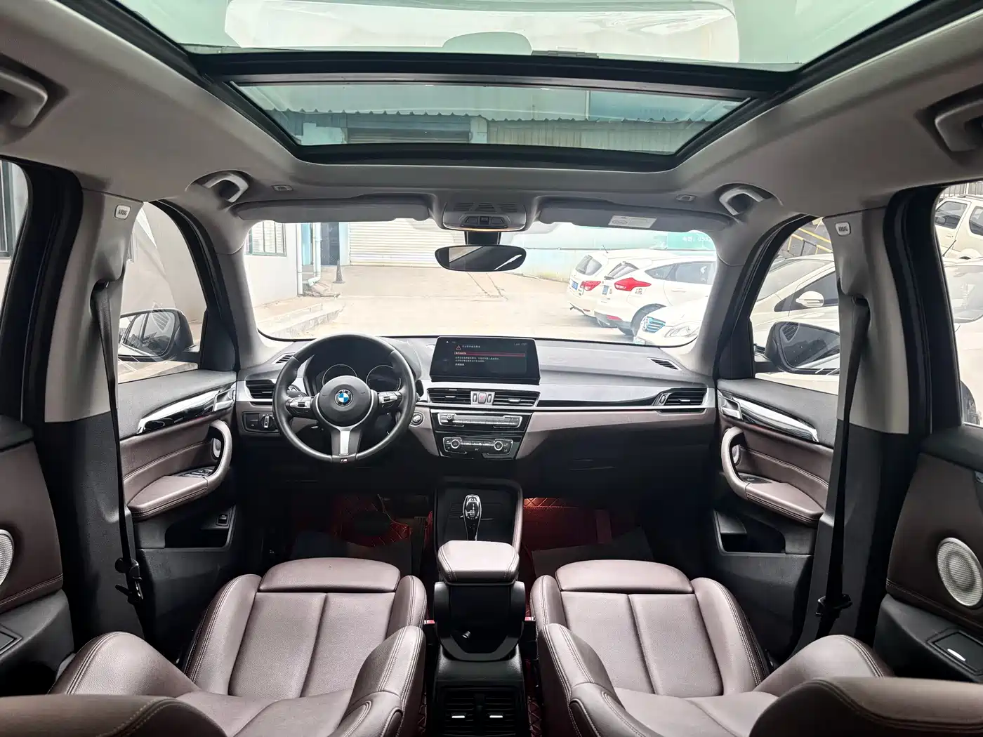 BMW X1 2021 sDrive25Li Leading фото 12