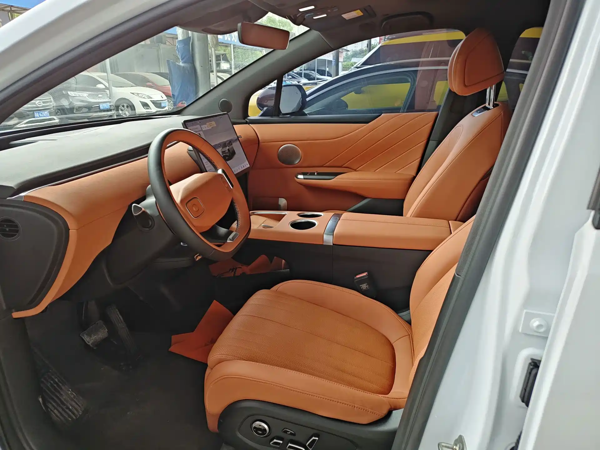 Фото 3 - Changan Qiyuan E07