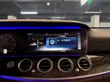 Photo 20 - Mercedes-Benz E-Class