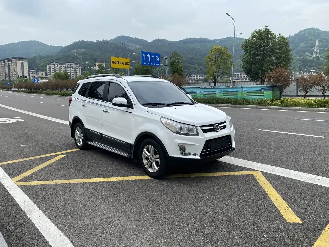 BAIC Huansu S3 2016 2016 1.5L Manual Comfort China IV