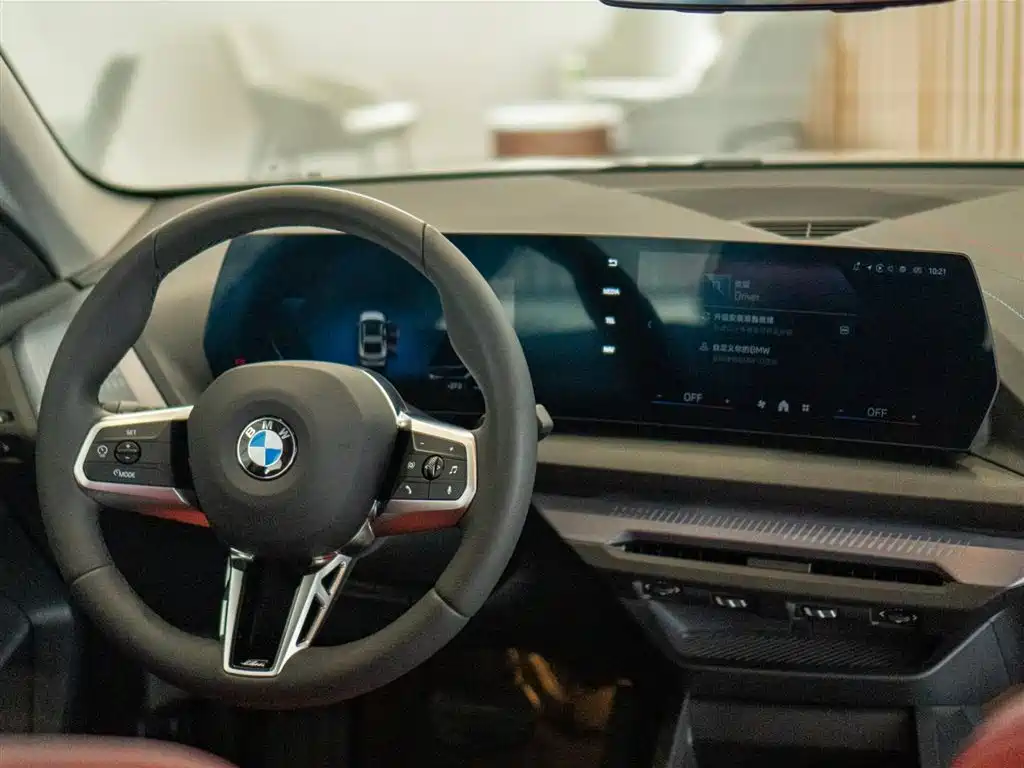 BMW 2 Series 2025 225L M Sport Package фото 19