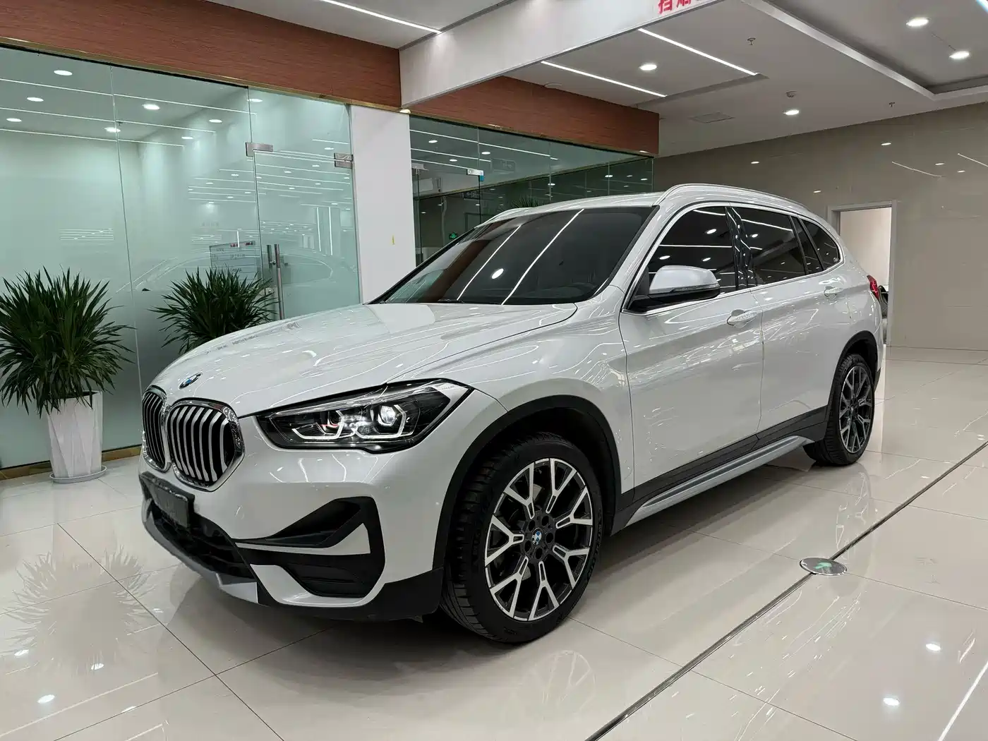 BMW X1 2021 xDrive25Li Exclusive