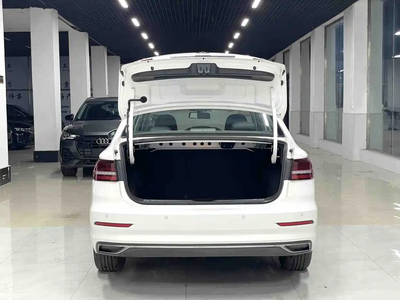 Volkswagen Lavida 2022 280TSI DSG Comfort Edition фото 16