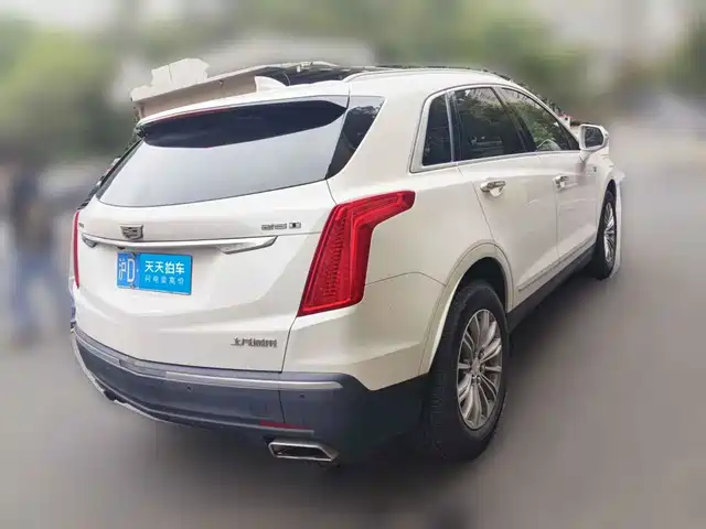 Cadillac XT5 2018 25T Luxury — фото 2