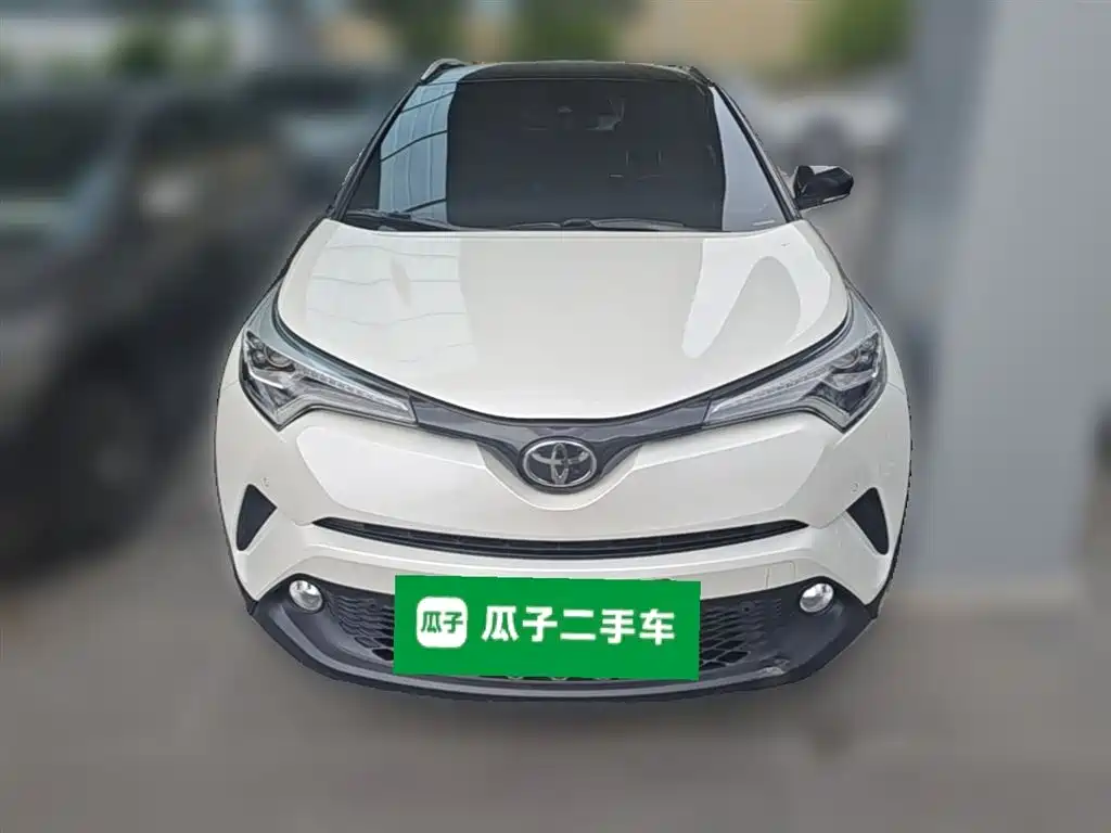 Toyota C-HR 2018 2.0L Luxury Edition China V фото 5