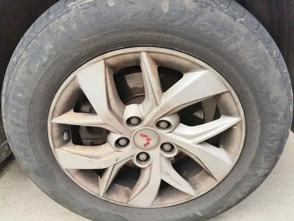 Photo 7 - Wuling Motors Wuling Hongguang S3