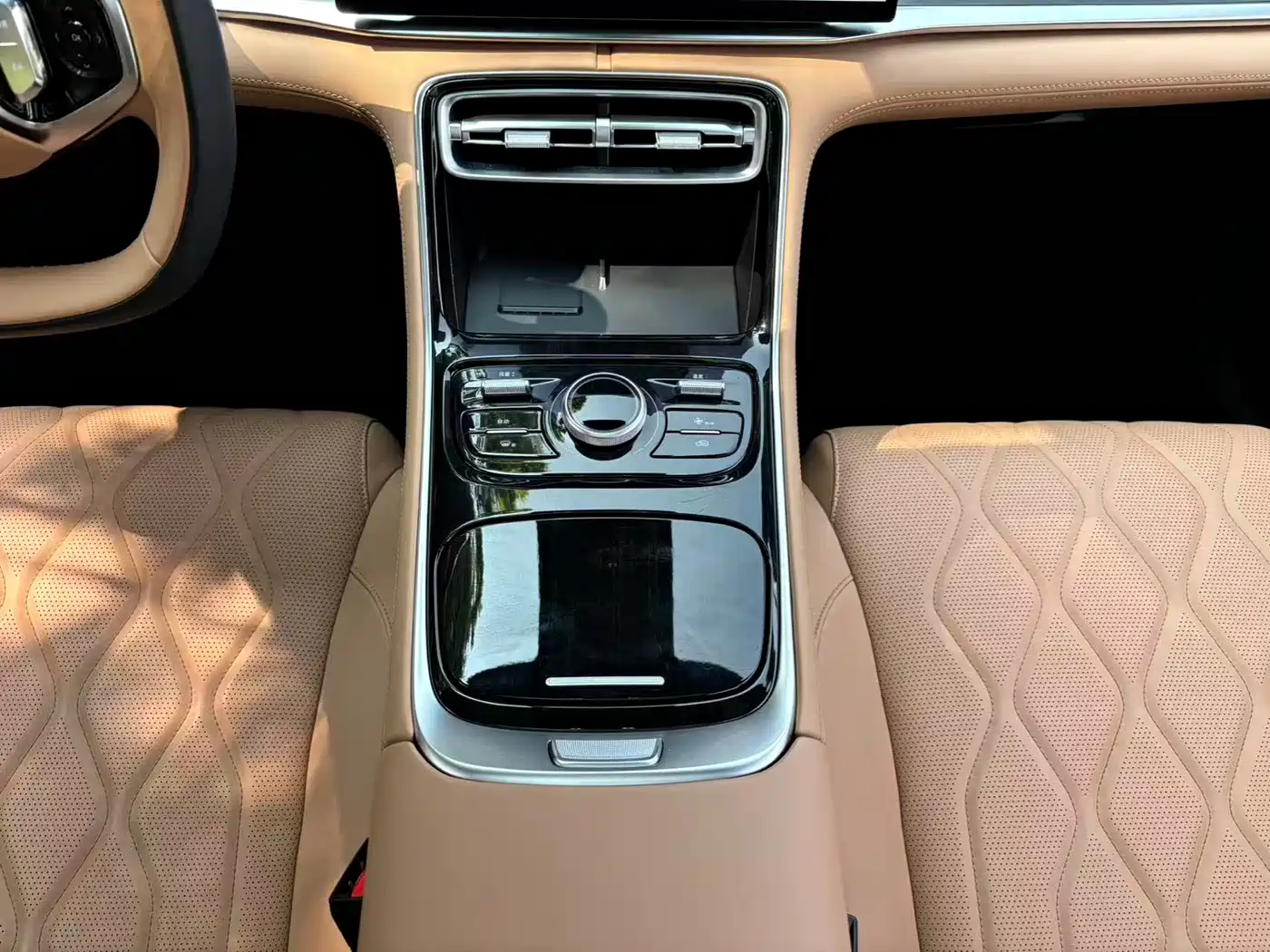 Geely Galaxy Galaxy A7 2025 EM-i фото 21