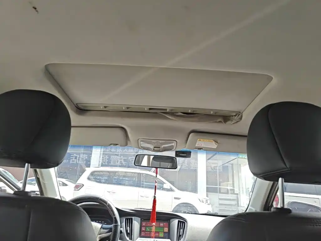 Roewe 360 2016 2015 1.5L Automatic Luxury