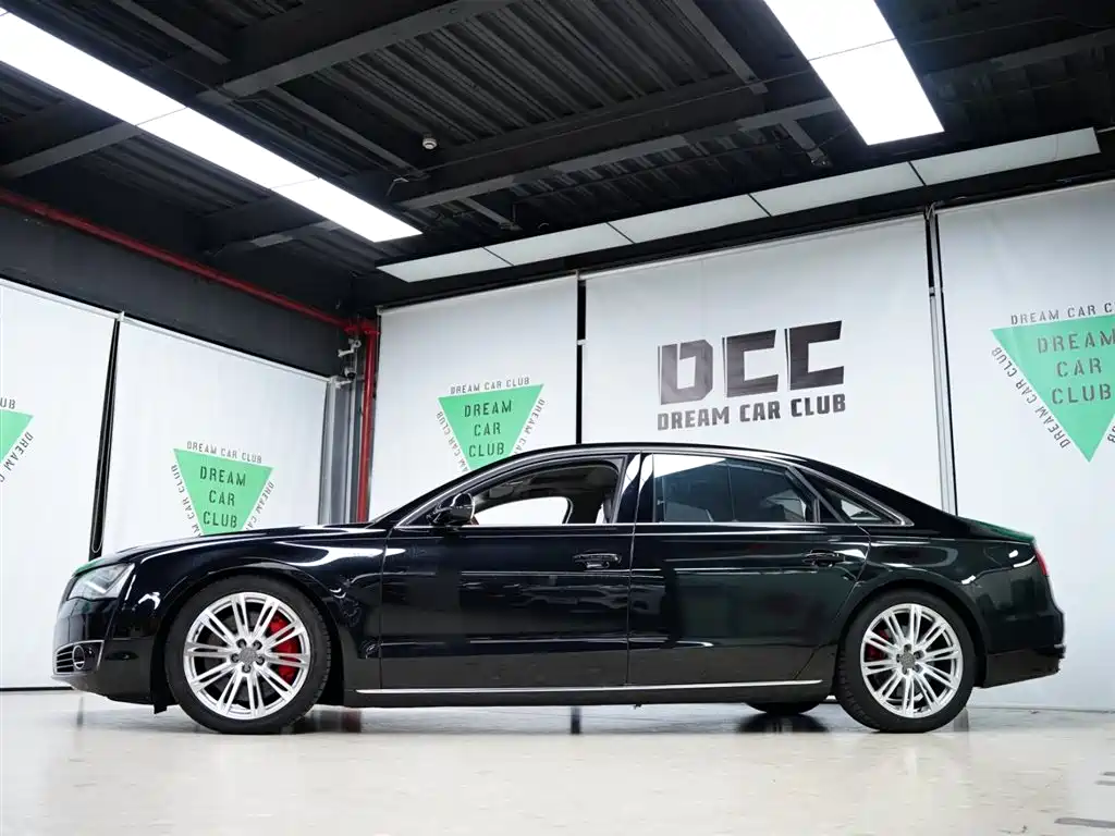 Audi A8 2013 A8L 6.3 FSI W12 quattro Flagship фото 20