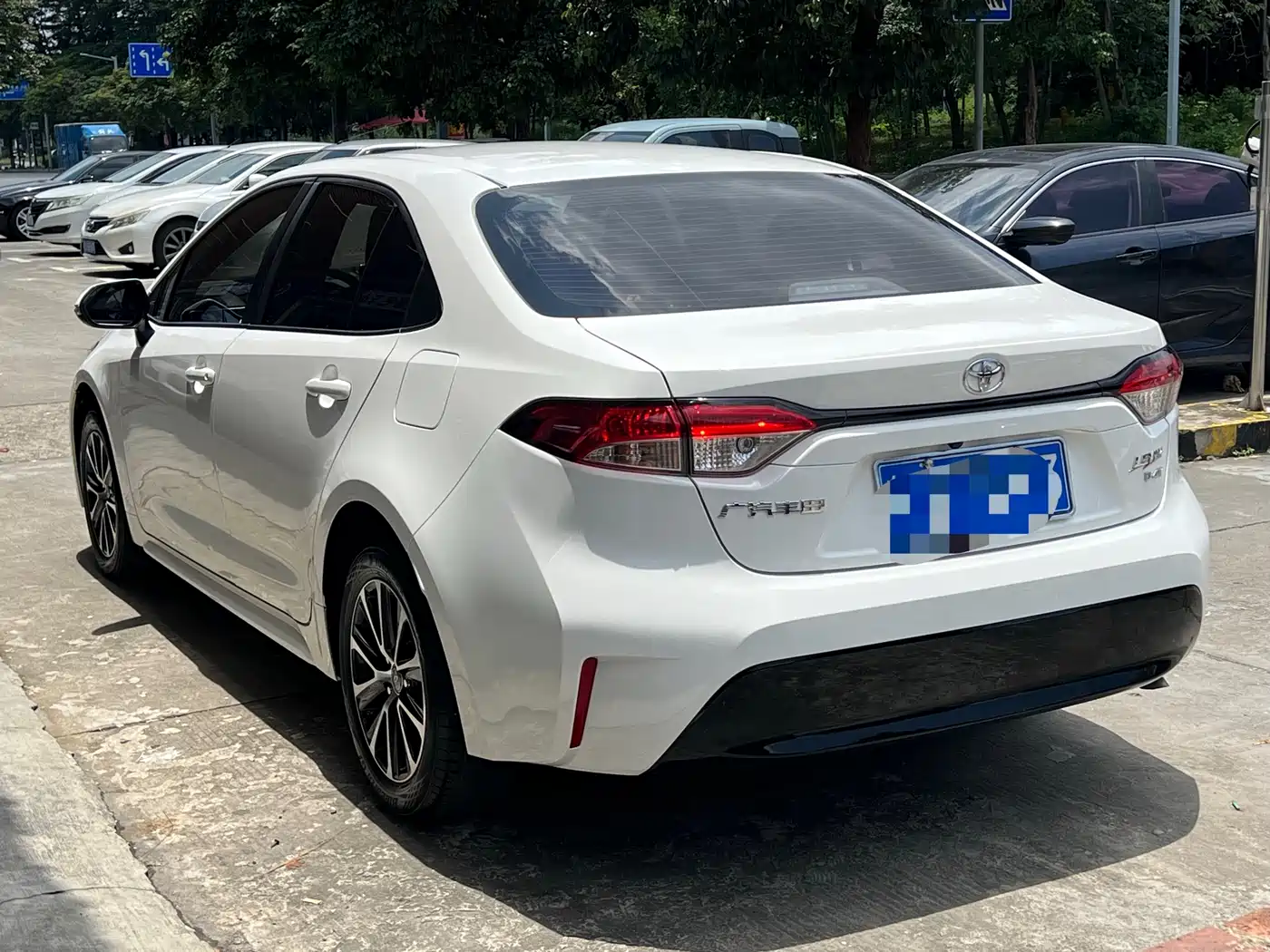 Toyota Levin 2023 185T CVT Luxury фото 6