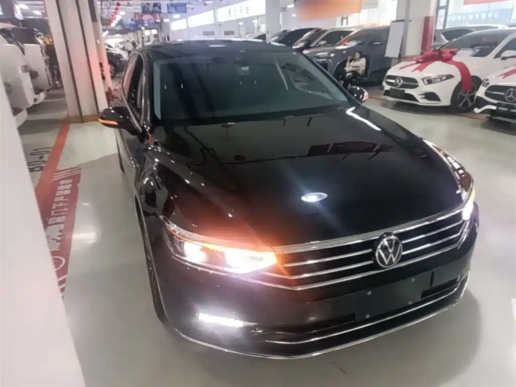 Volkswagen Magotan 2020 380TSI DSG Luxury фото 22