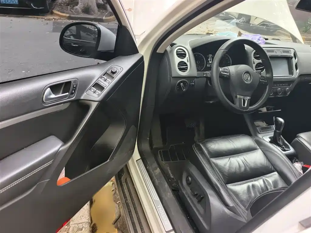 Volkswagen Tiguan 2017 300TSI Automatic 2WD Silk Road Comfort Edition фото 14