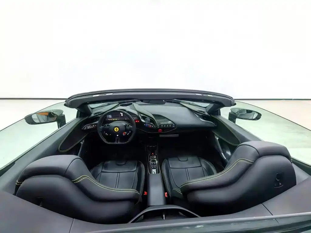 Ferrari SF90 2023 2021 3.9T V8 Spider