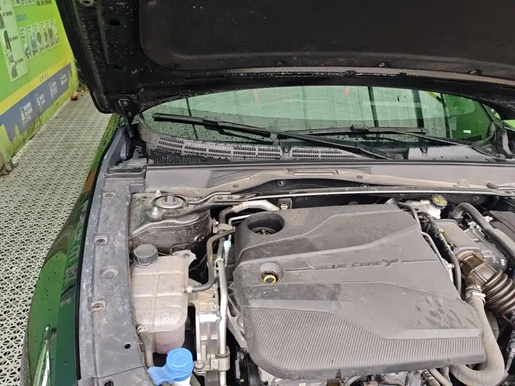 Changan UNI-V 2026 2025 1.5T Sport Edition