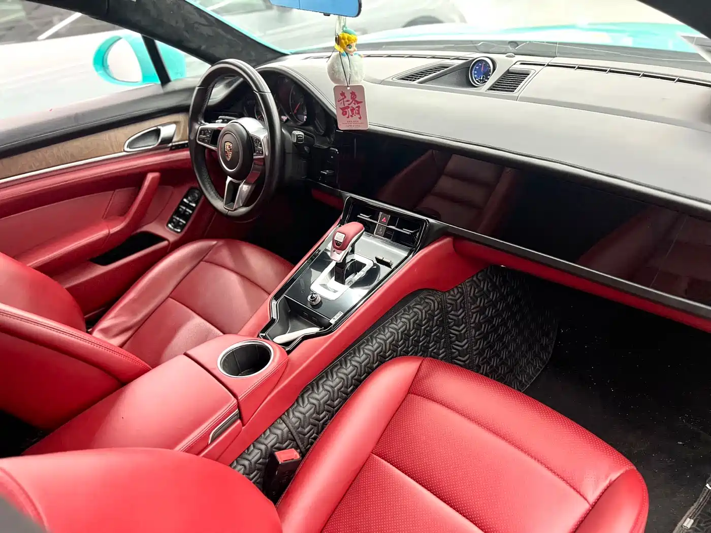 Porsche Panamera 2010 Panamera 4 3.6L фото 7
