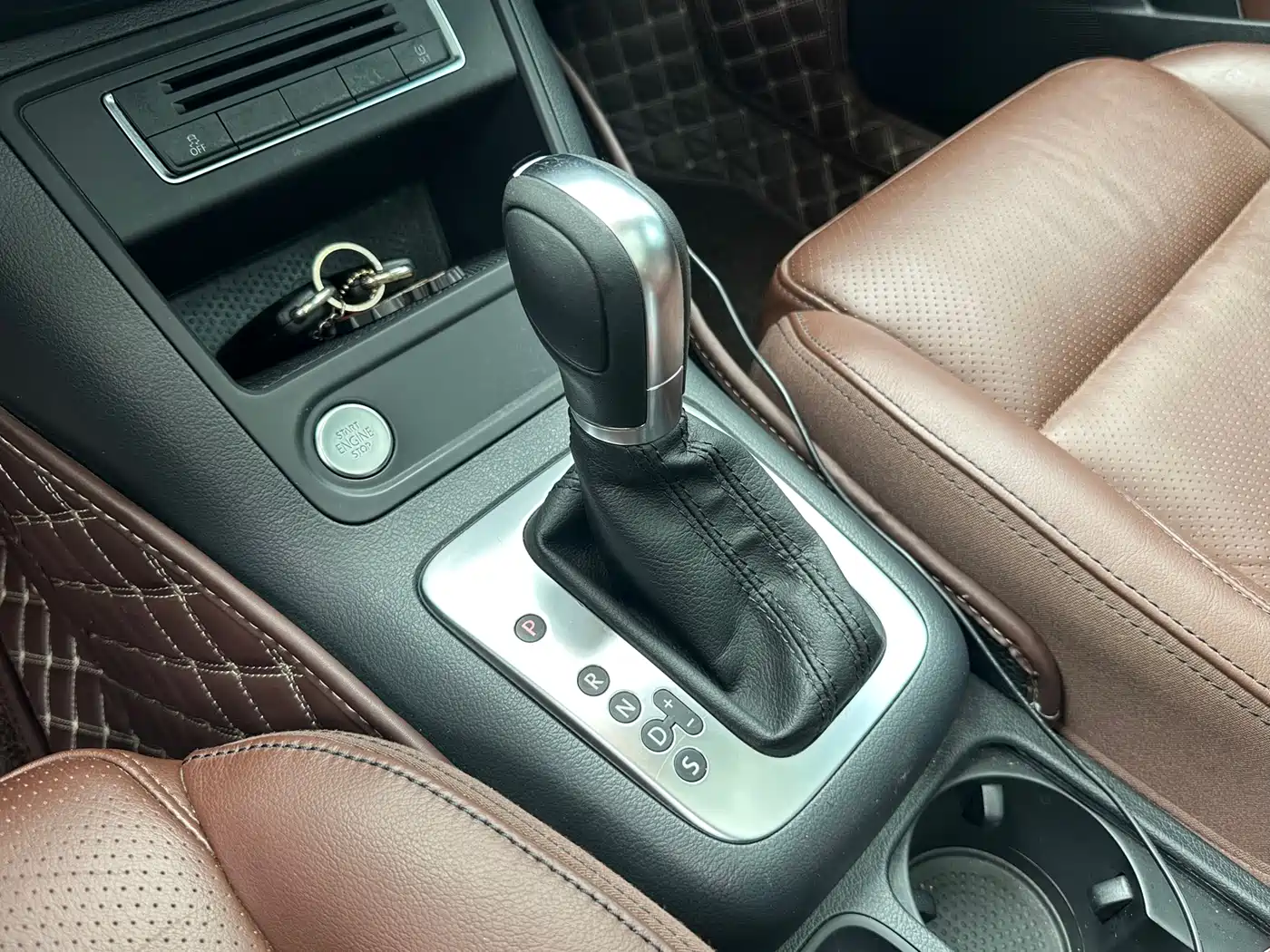 Volkswagen Tiguan 2015 1.8TSI Automatic 2WD Highline фото 12