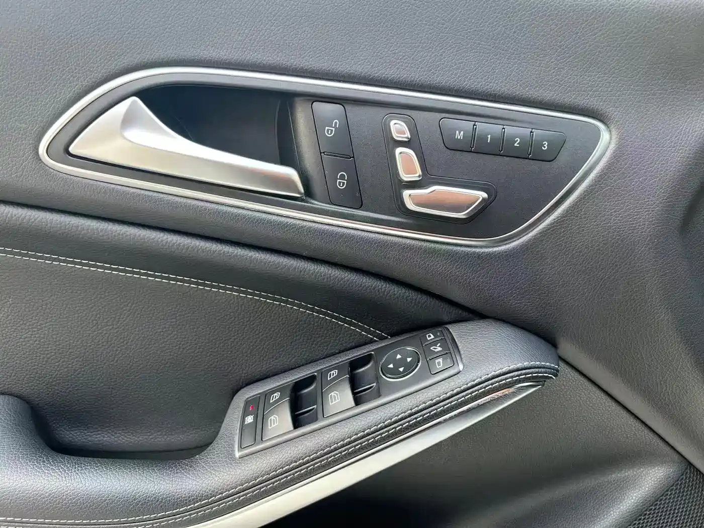 Mercedes-Benz CLA (Import) 2018 CLA 200 Fashion Edition фото 6