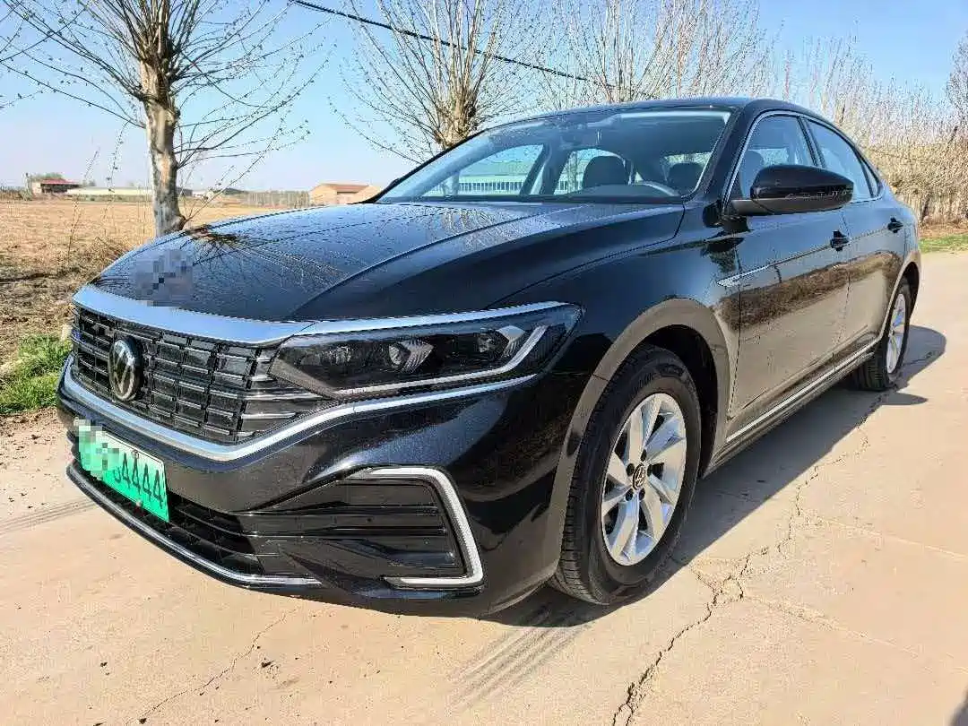 Volkswagen Passat New Energy 2025 430PHEV Hybrid Business Edition