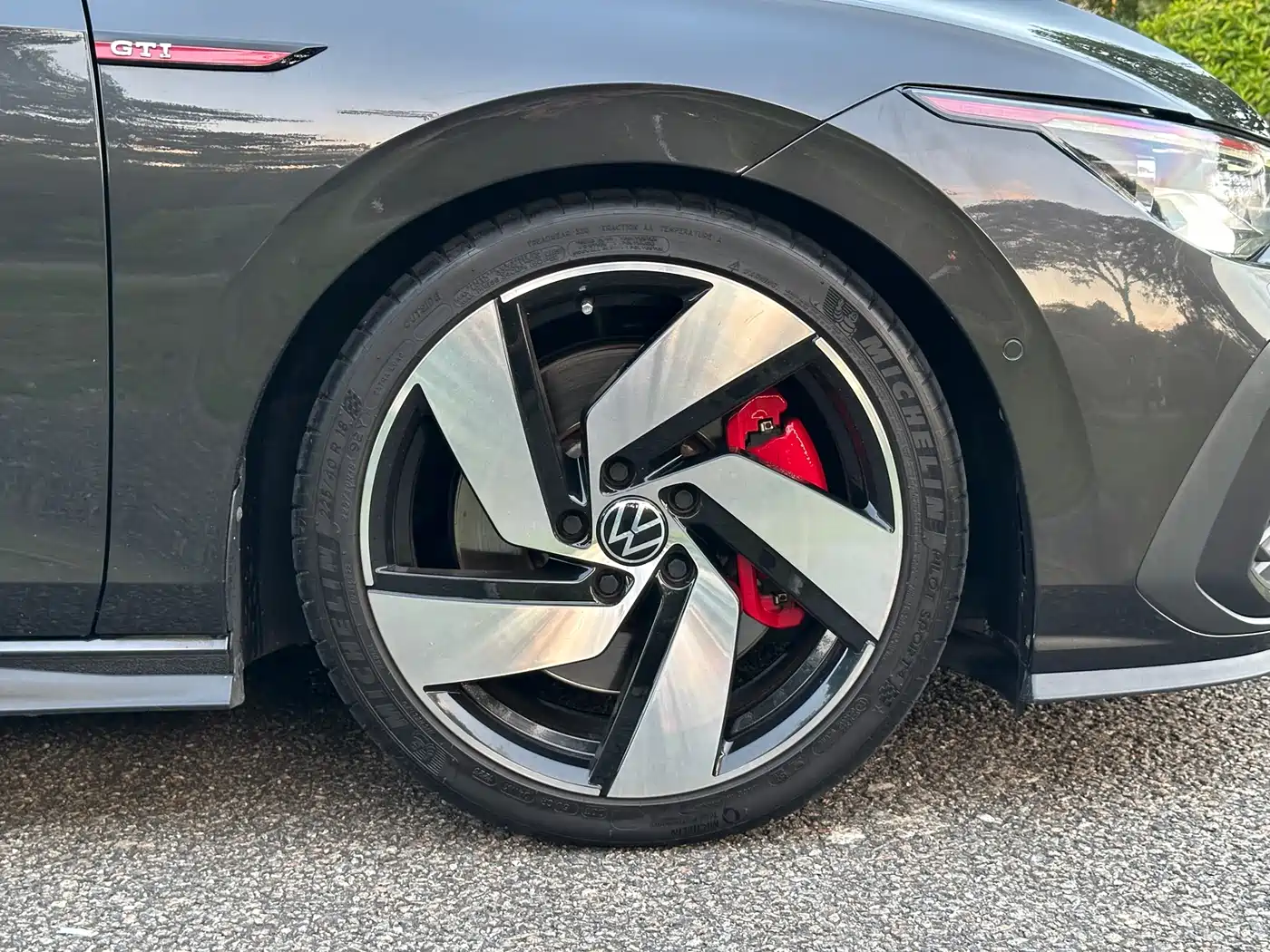 Volkswagen Golf GTI 2021 Facelift 380TSI DSG GTI фото 24