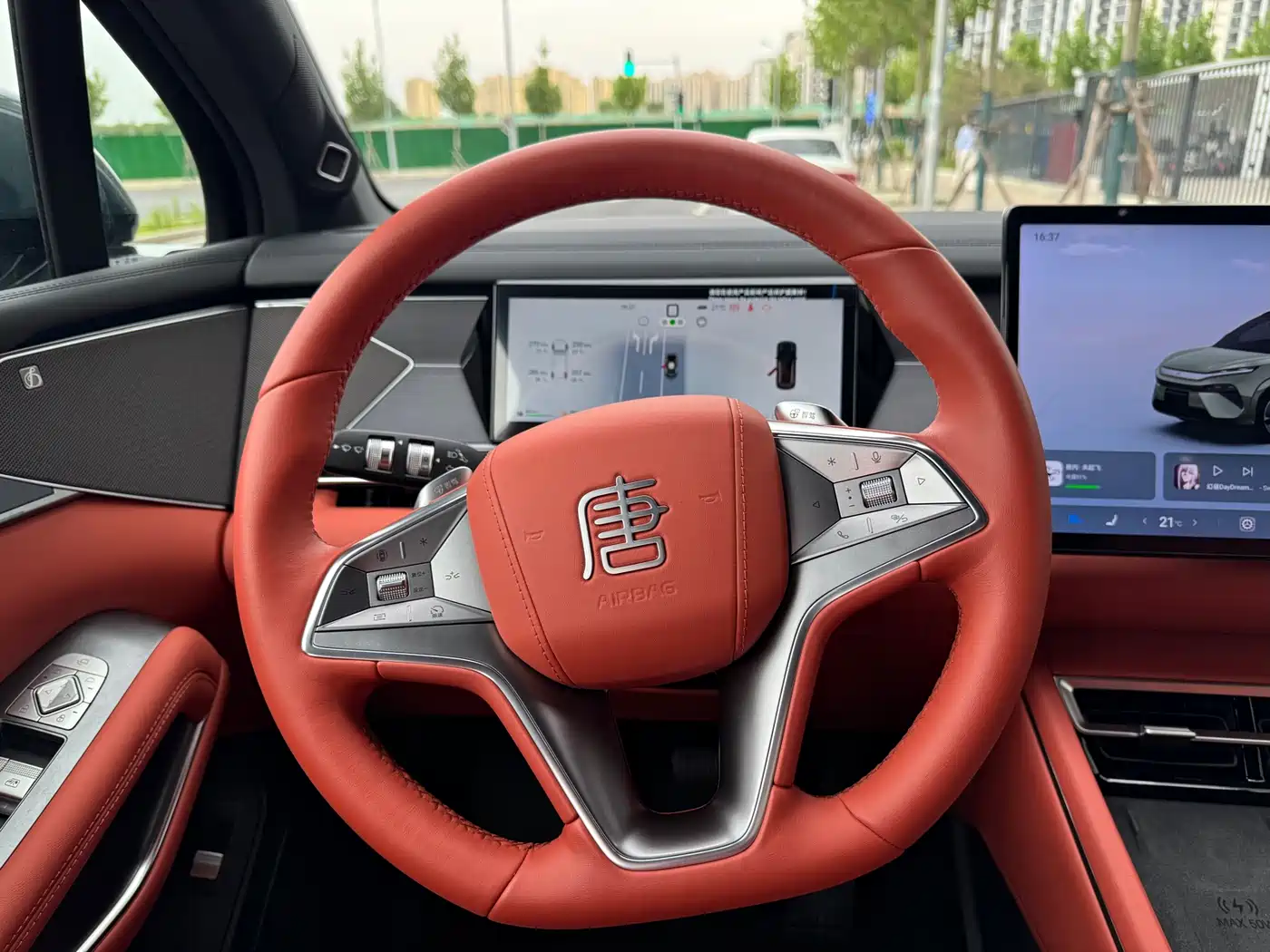 BYD Tang L 2025 DM 175KM Drone Player Edition фото 20