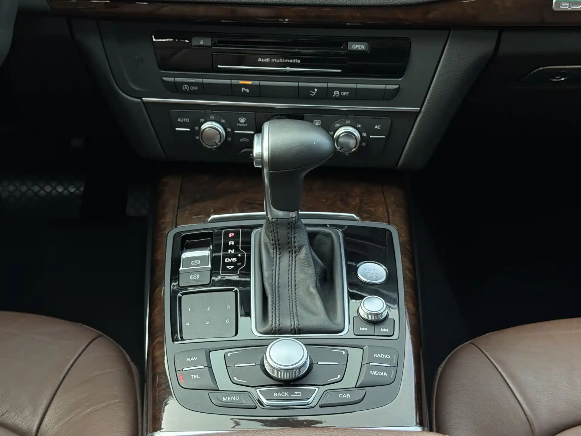 Фото 15 - Audi A7