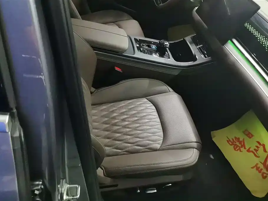BYD Han 2022 DM-i 121KM Premium Edition фото 8