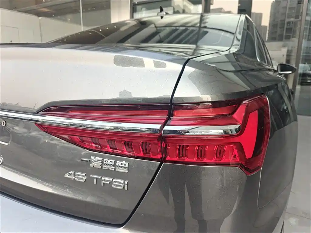 Audi A6L 2024 45 TFSI Premium Dynamic фото 14