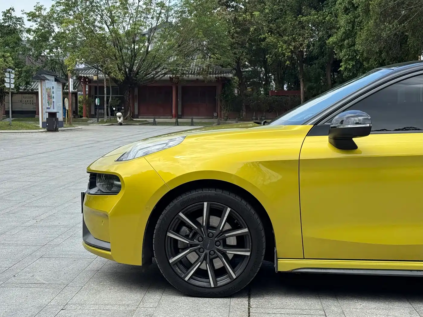 Lynk & Co 03 2022 03+ 2.0TD Auto Wind Rider Edition фото 18