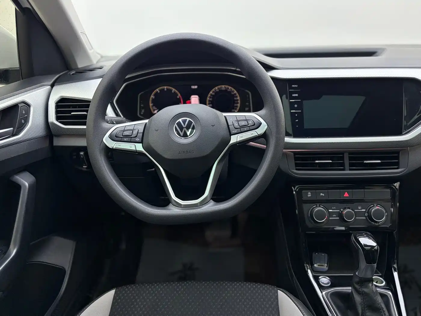 VOLKSWAGEN EXPLORING THE SHADOW