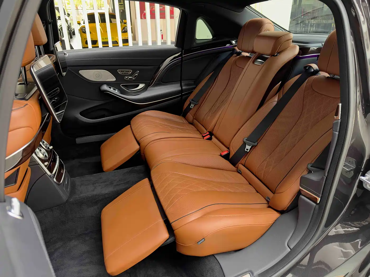 Mercedes-Benz Maybach S-Class 2020 S 450 4MATIC Collector's Edition фото 13