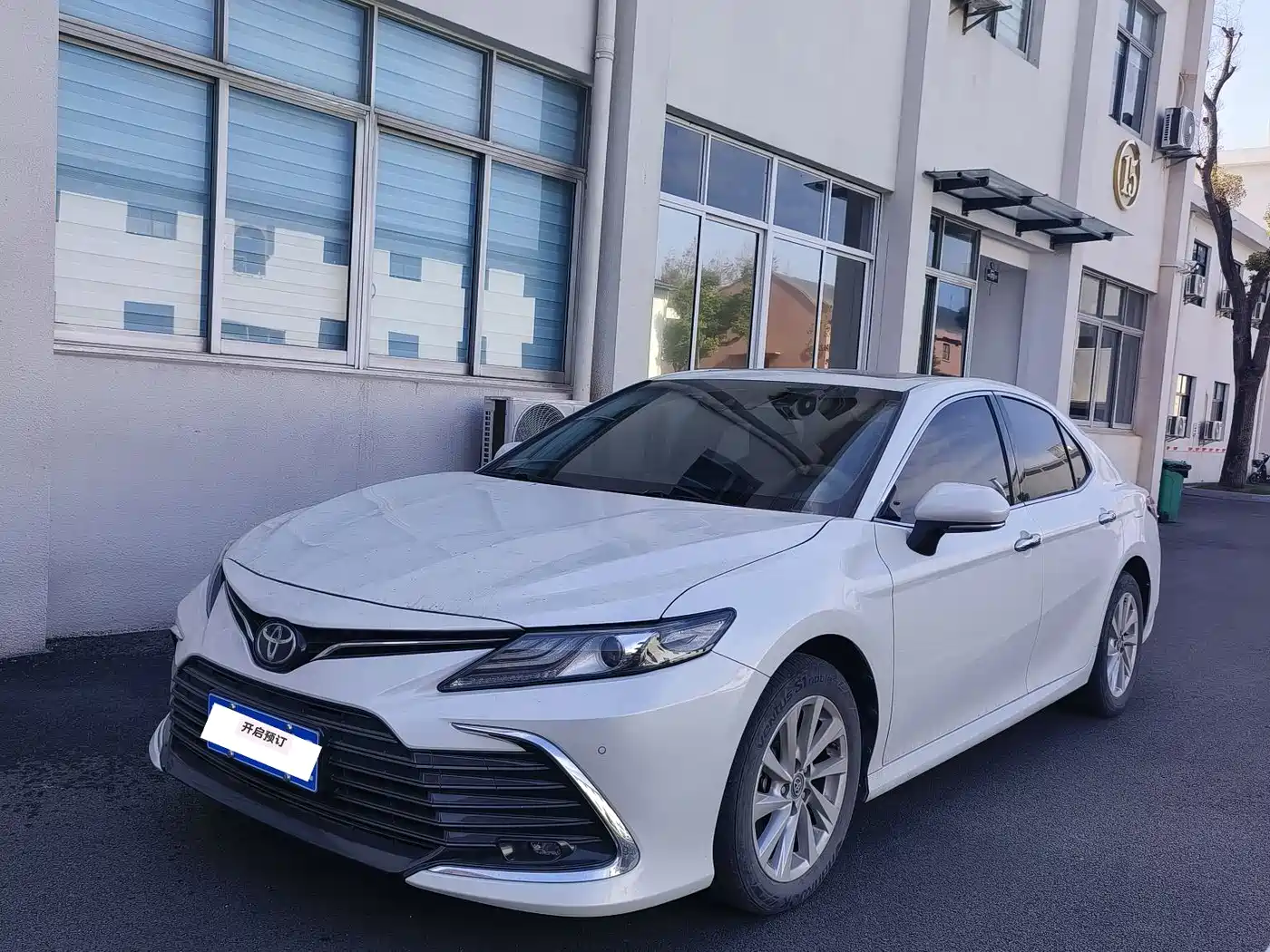 Toyota Camry 2021 2.0G Luxury Edition фото 3