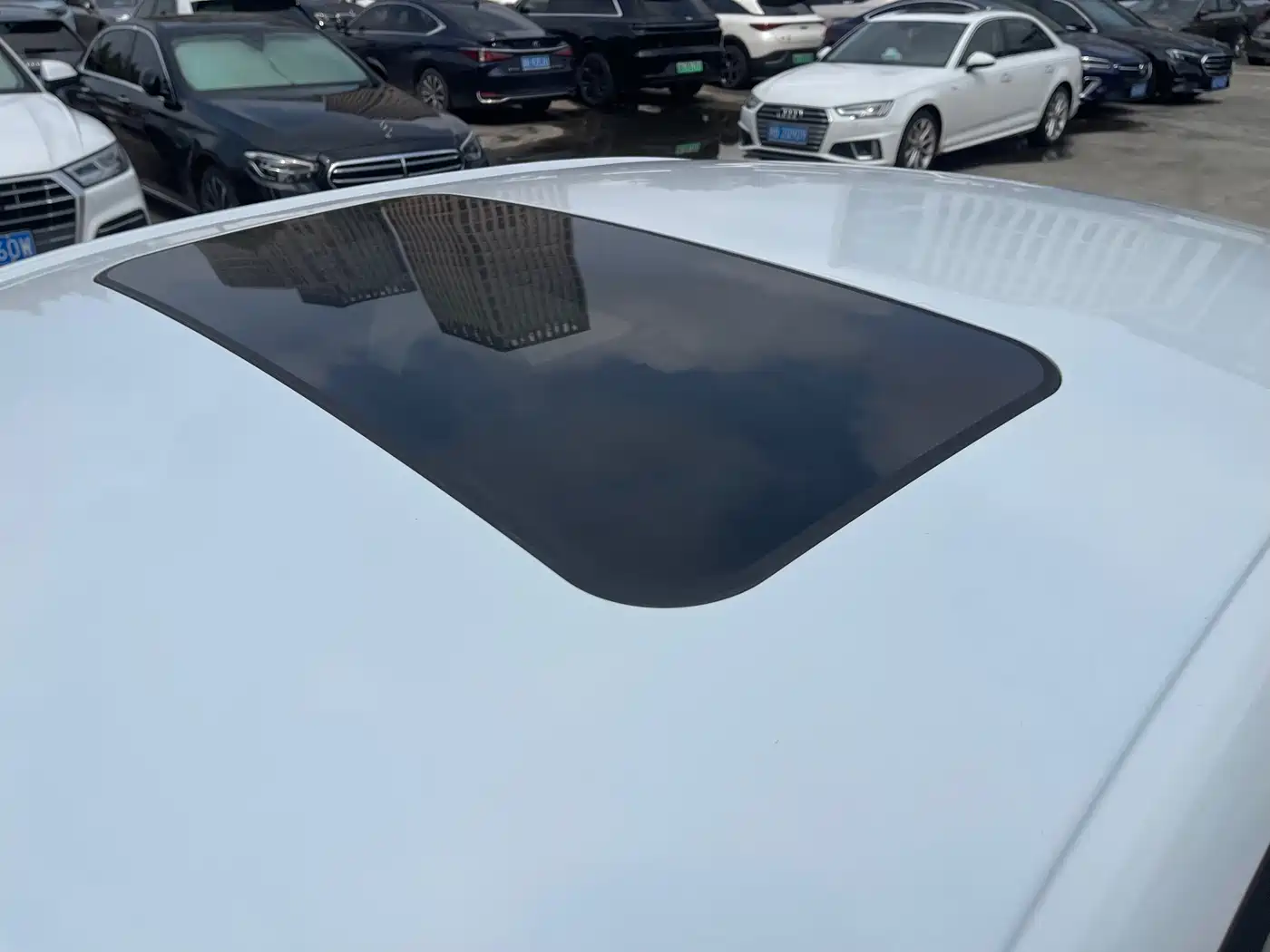Roewe i5 2019 2019 1.5L Automatic 4G Connected LingHao Version