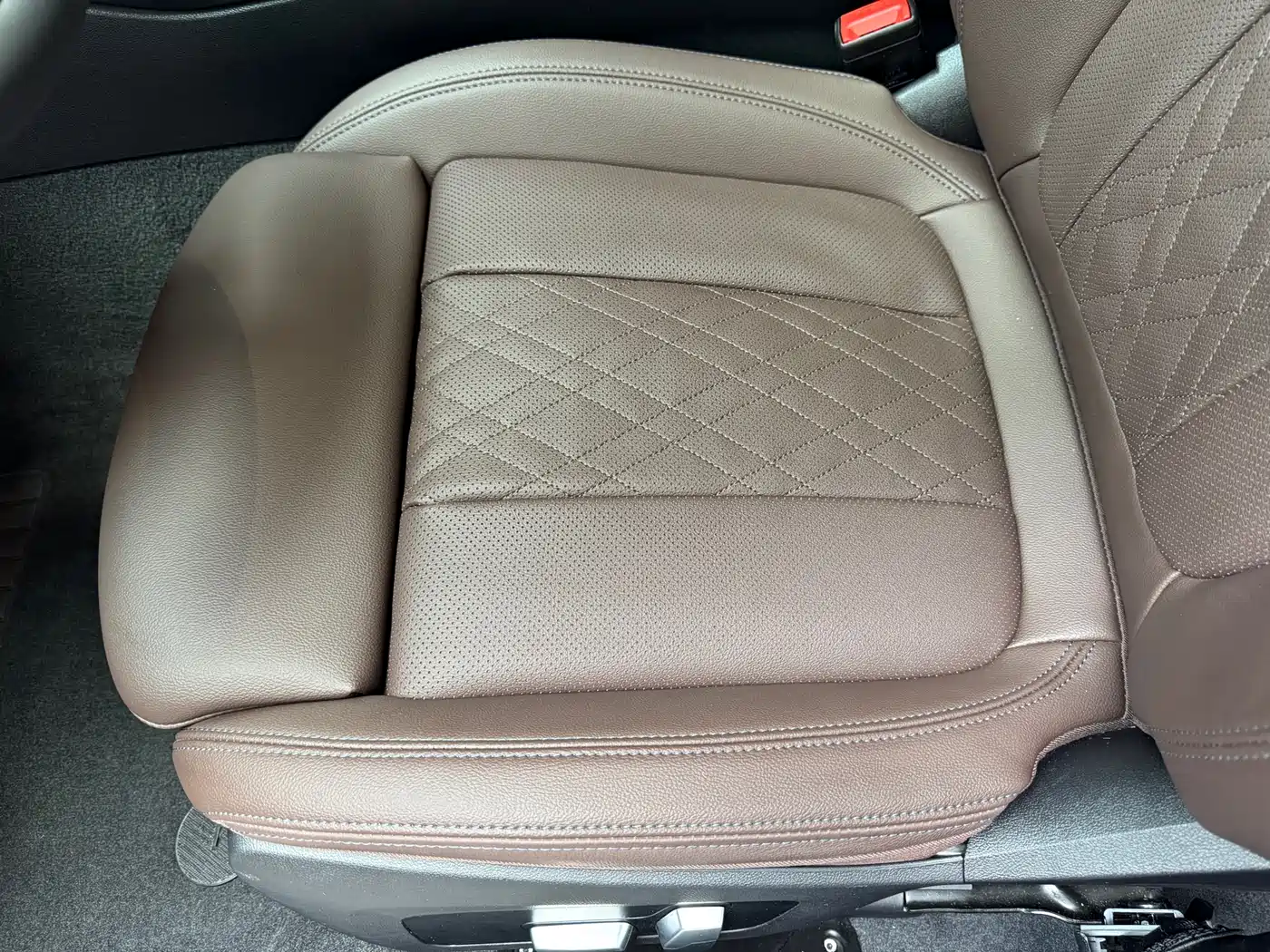 BMW 3 Series 2023 320Li M Sport Package фото 15