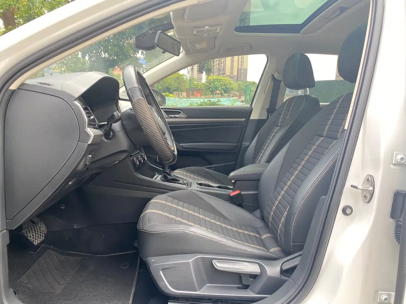 Volkswagen Lavida 2022 280TSI DSG Comfort Edition фото 4