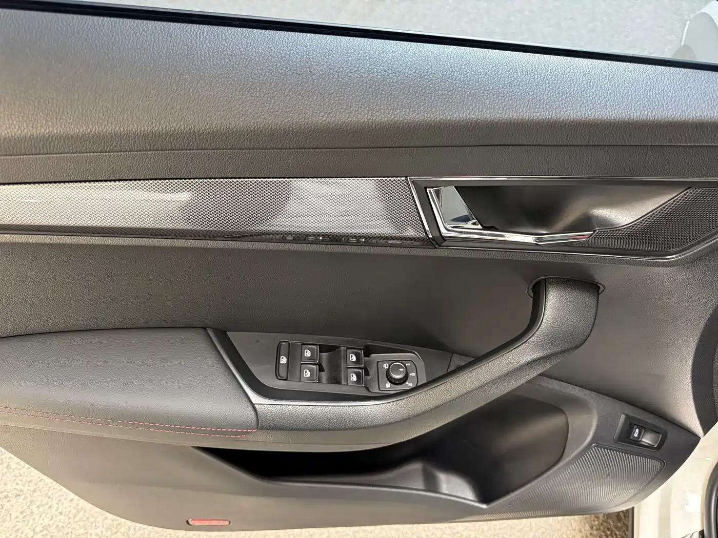 Škoda Karoq 2022 TSI280 Premium фото 12