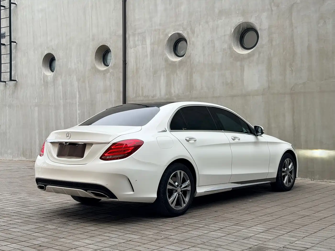 Mercedes-Benz C-Class 2017 C 200 L Sport фото 4