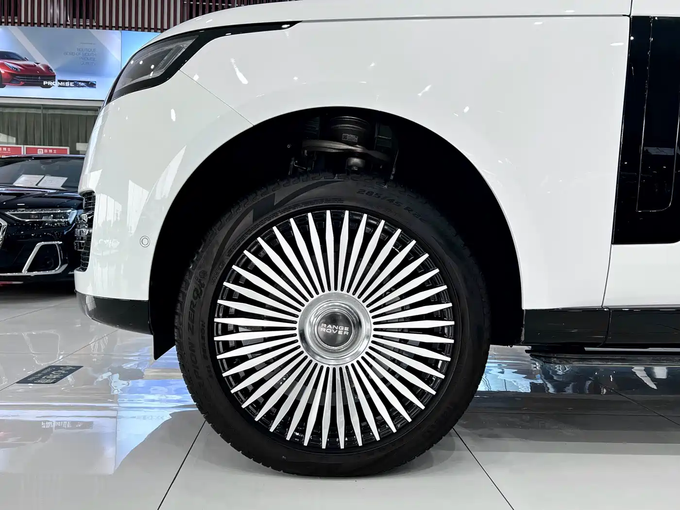 Фото 29 - Land Rover Range Rover
