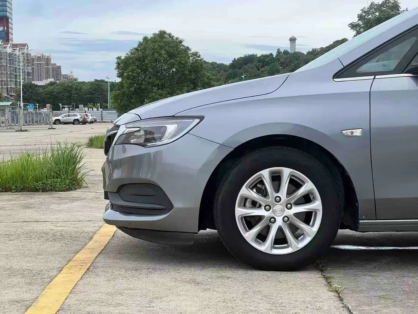 Фото 13 - Buick GL6