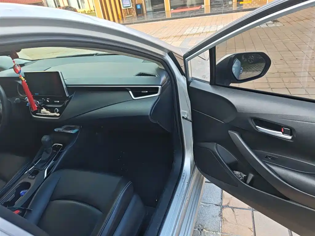 Toyota Corolla 2021 TNGA 1.5L CVT Elite Edition фото 20