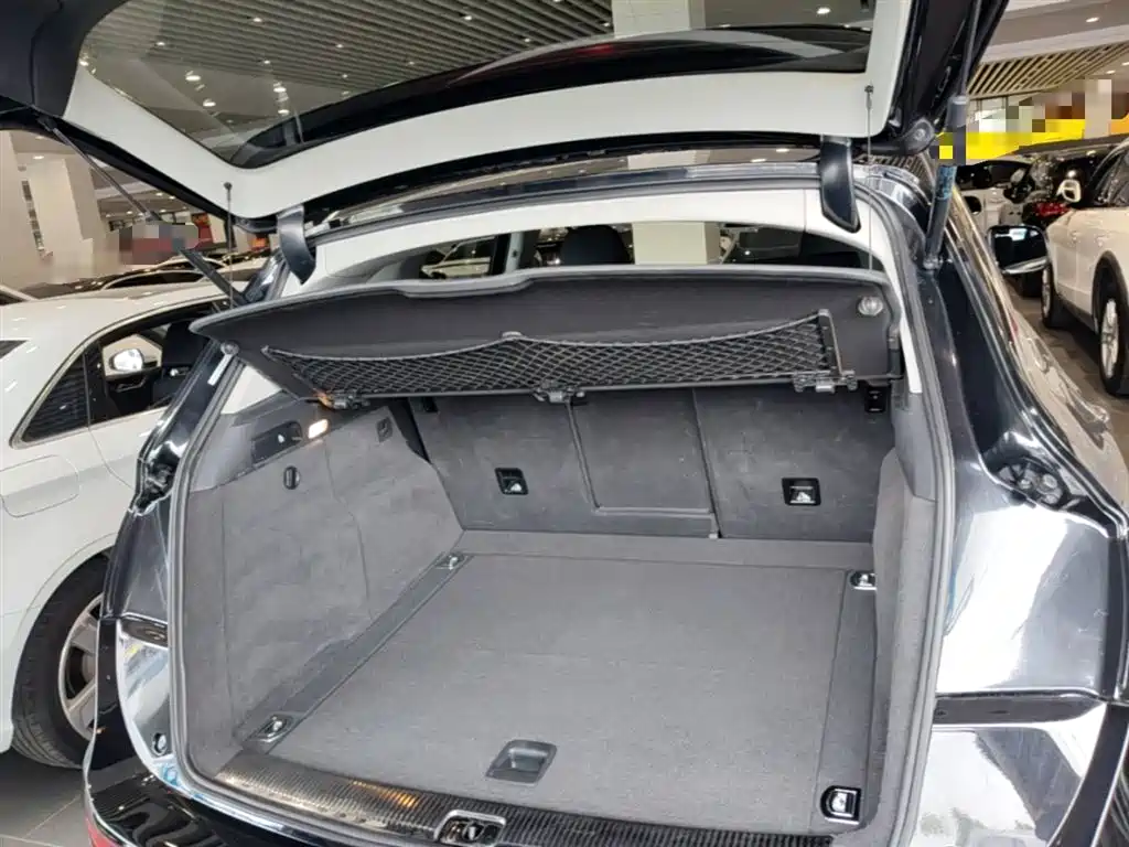 Audi Q5 2017 Plus 40 TFSI Technology фото 19